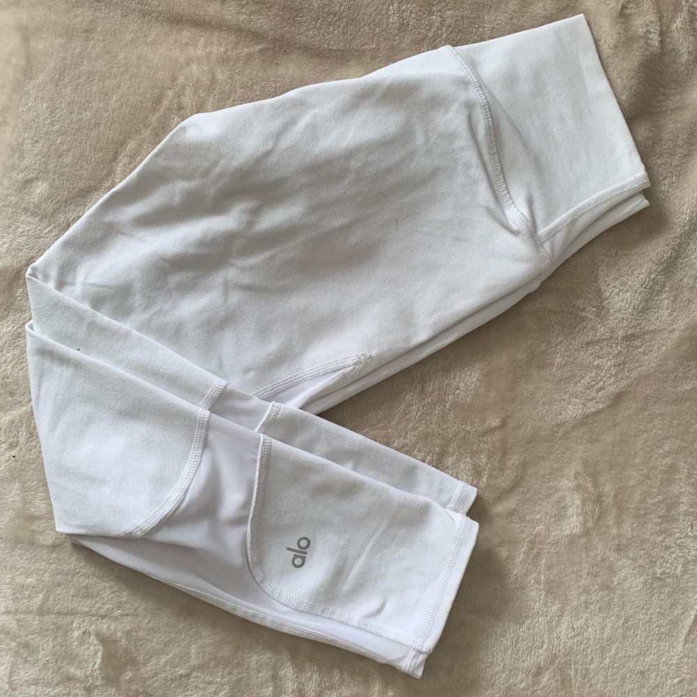 Alo Yoga High-Waist Coast Capri leggings